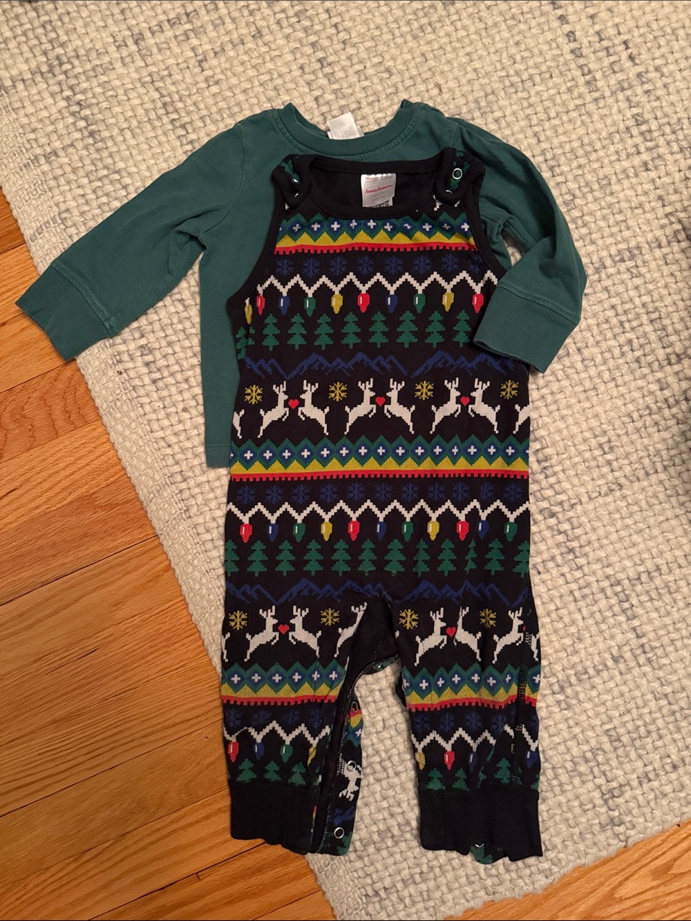 Hanna Andersson reindeer Christmas light outfit size 12-18 months